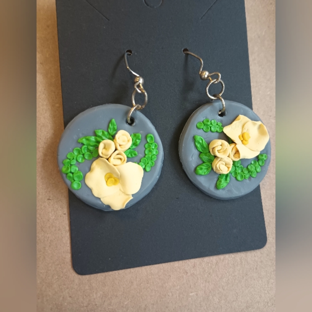 Handcrafted Gray Yellow Green Floral Earrings NWOT Local Artist